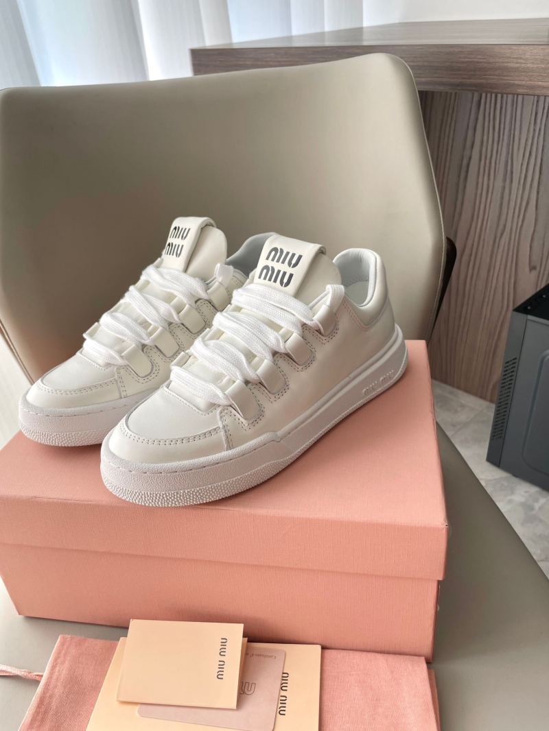 Miu Miu Casual Shoes